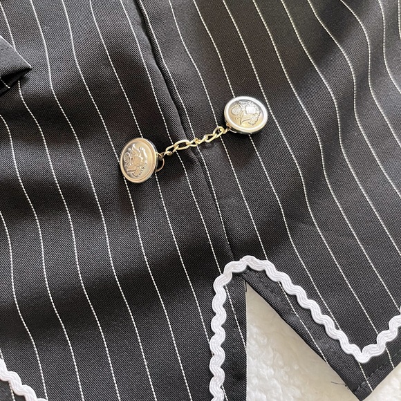 dentrun dog bow tie striped tuxedo suit with buttons - Picture 10 of 13